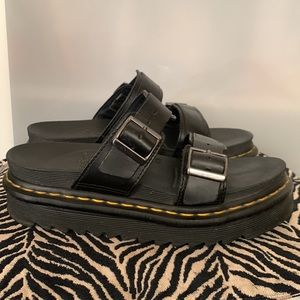 DR MARTENS Unisex Myles Sandals Slides Sz 6🚺, 5🚹